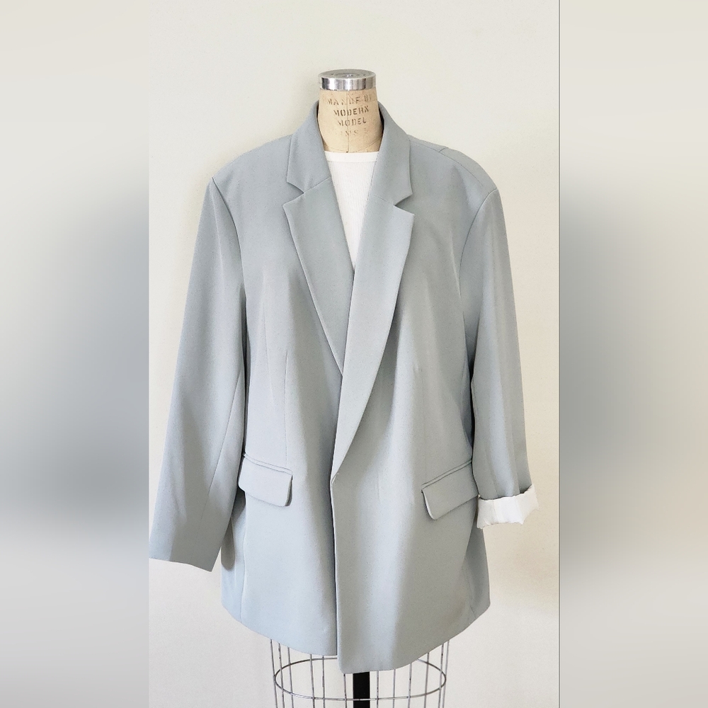 NWT H&M Light Sage Blazer